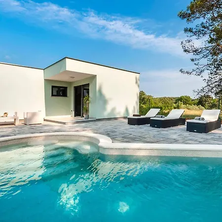 Holiday home 2 Bedroom Awesome In